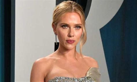 asteroid city: scarjo nude|Scarlett Johansson was uncomfortable discussing intimate scene。